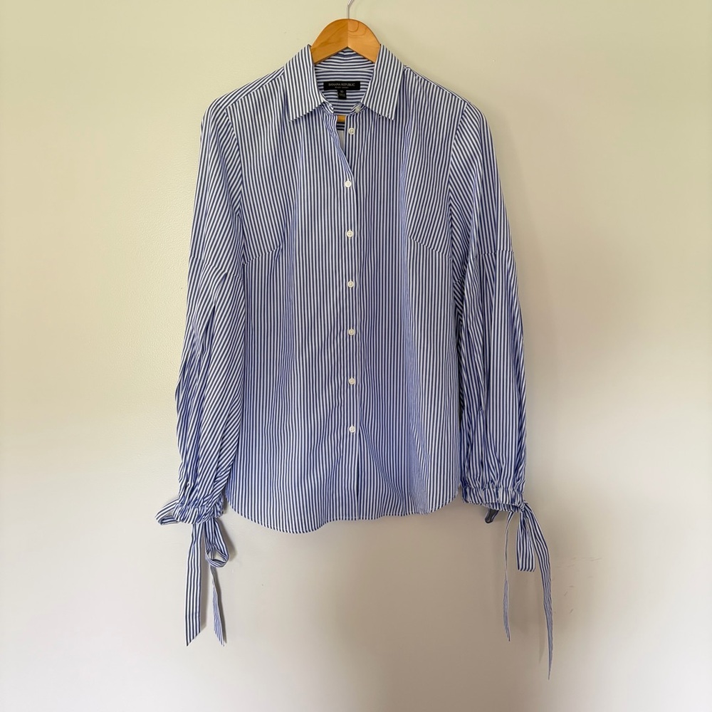 Banana Republic Riley Shirt Striped Blue White Bow Tie Sleeve
